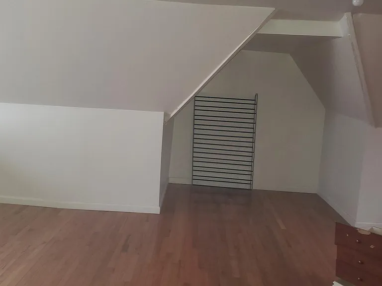 15736 Biltmore St — Photo 3