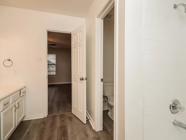 5016 Asia Ln — Photo 13