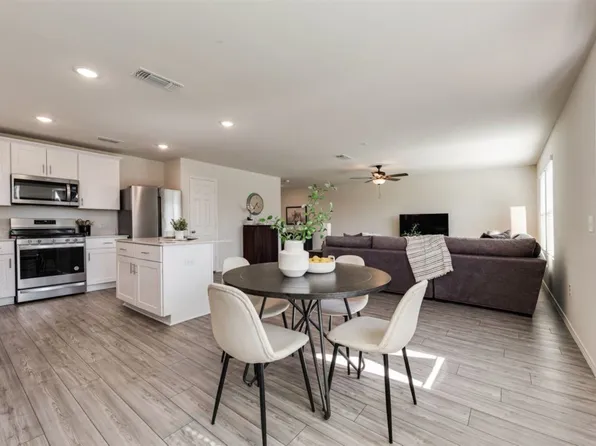 7005 Adderly Rd, Pilot Point, TX 76258