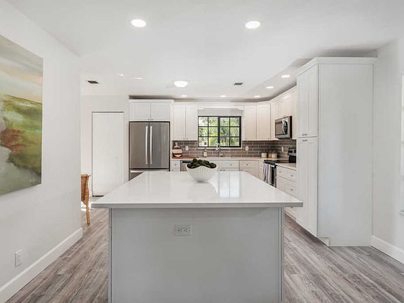 5th image of 15670 Loch Maree Ln APT 6203