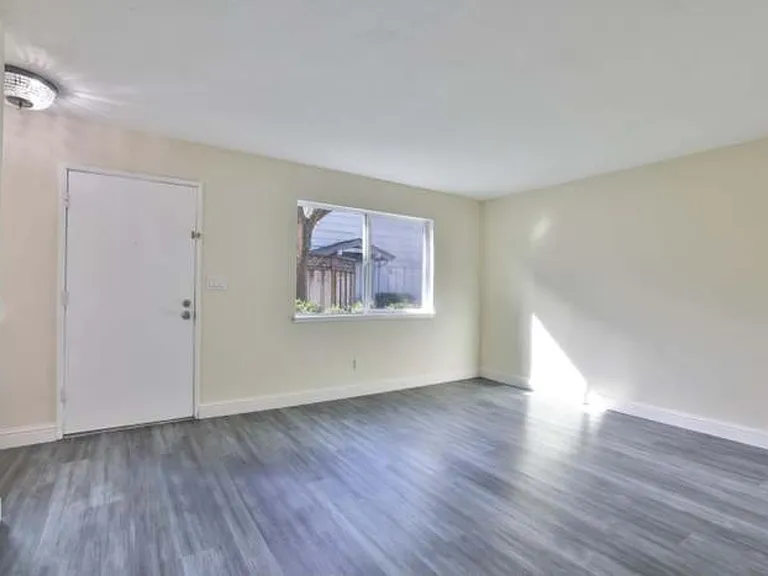 3229 Sieber Way — Photo 14