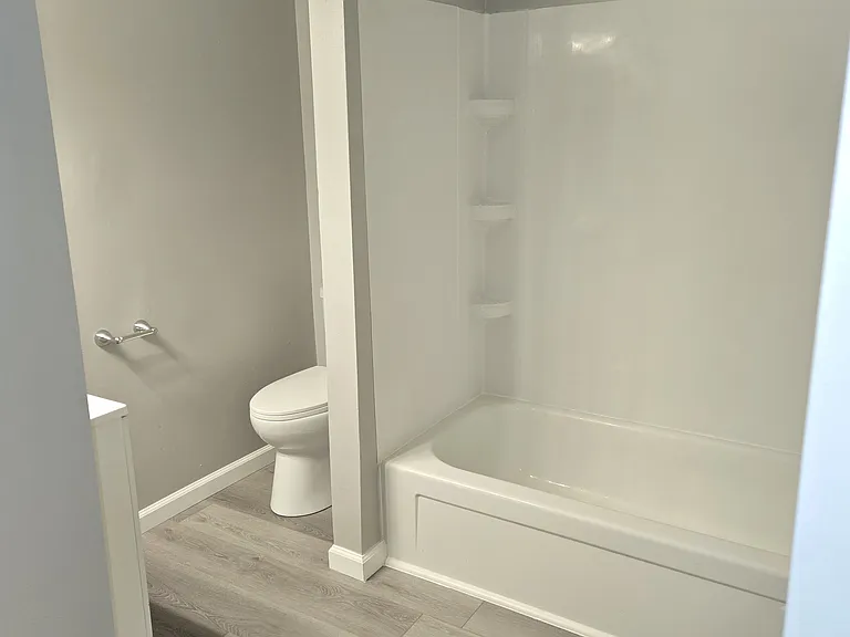 750 Maple St #11A — Photo 7