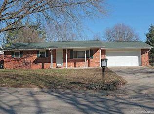 1532 Amblewood Dr, Cape Girardeau, MO 63701