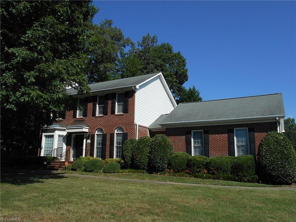 1st image of 411 Ashton Cir