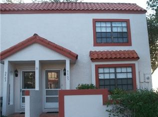 9465 NW 42nd St, Sunrise, FL 33351