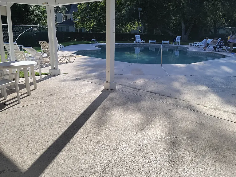 169 E Lakemont Dr #B — Photo 17