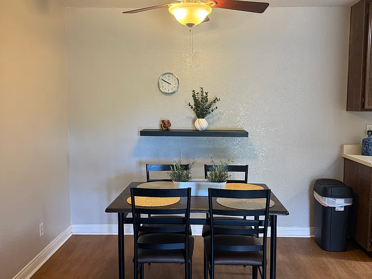 2809 N Los Felices Cir E #G111 — Photo 4