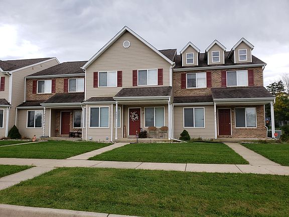 2nd image of 9271 Cedar Creek Ct