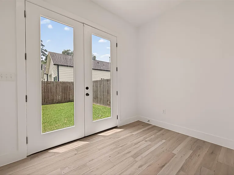 5206 Firnat St — Photo 17