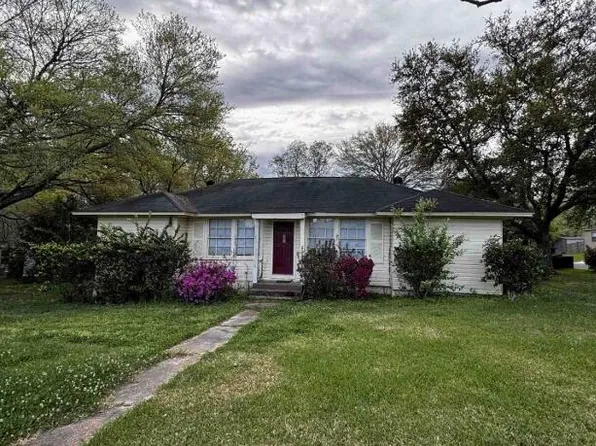 2119 Jean St, Leesville, LA 71446