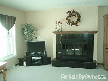 2nd image of W234N6495 Laurel Ln