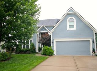 15871 S Apache St, Olathe, KS 66062