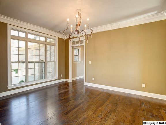 5th image of 24 Bluff View Dr SE