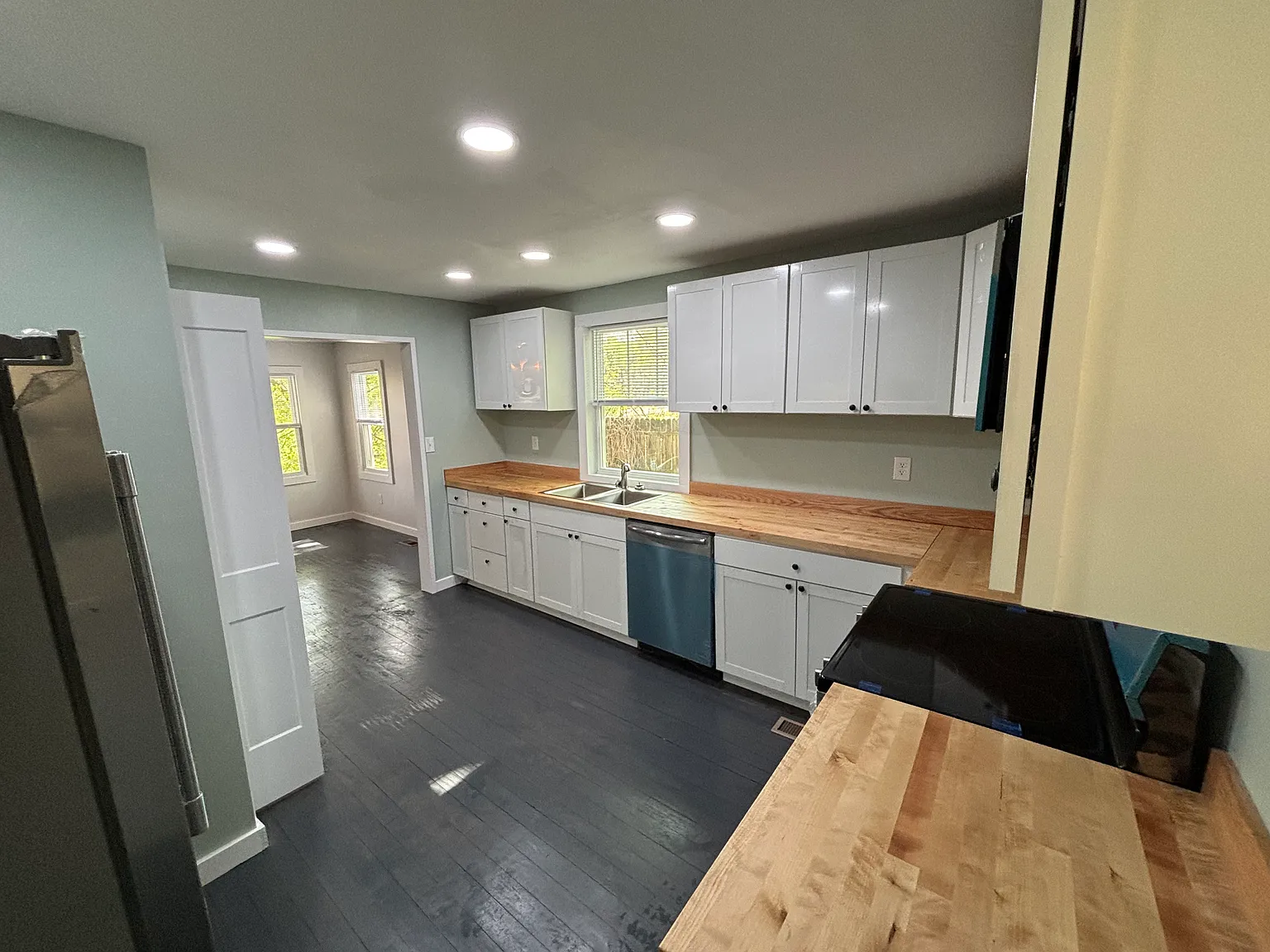 4 bed, 1700 sqft, $1,950 — Photo 3