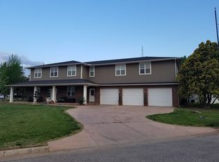 612 Holmes St, Kiowa, KS 67070