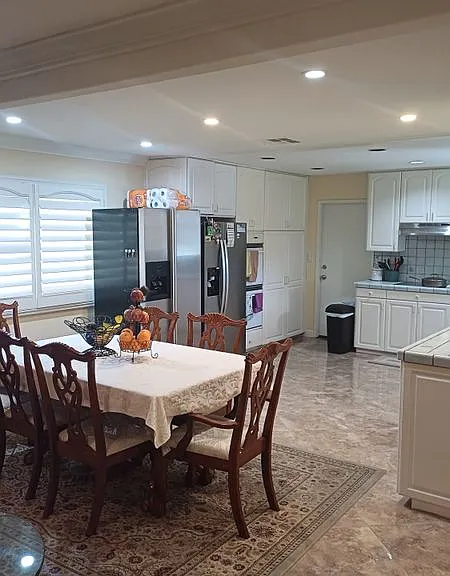 5851 Richmond Ave — Photo 1