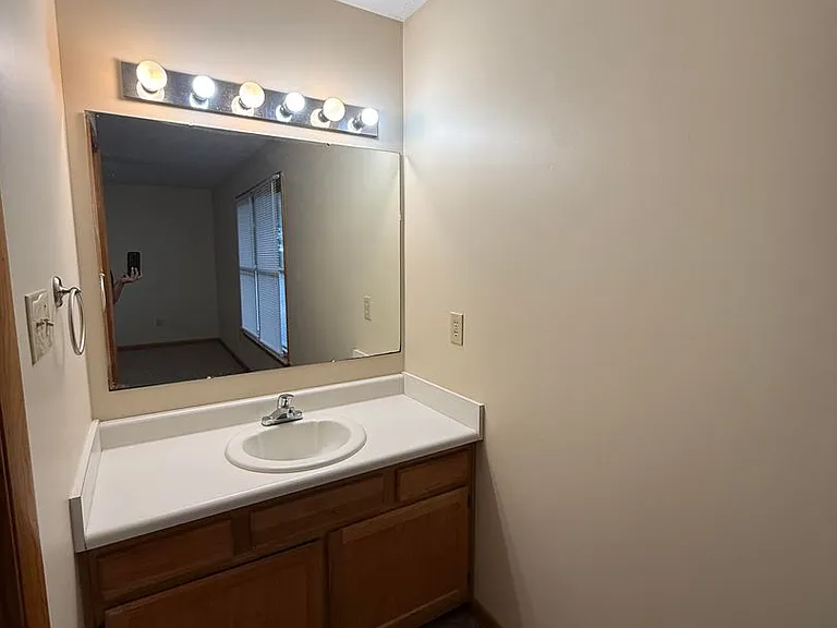 5671 Archer Rd — Photo 15