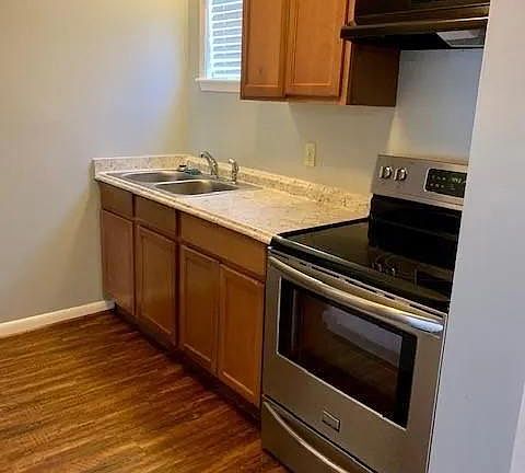 5th image of 304 Tauber St APT 5
