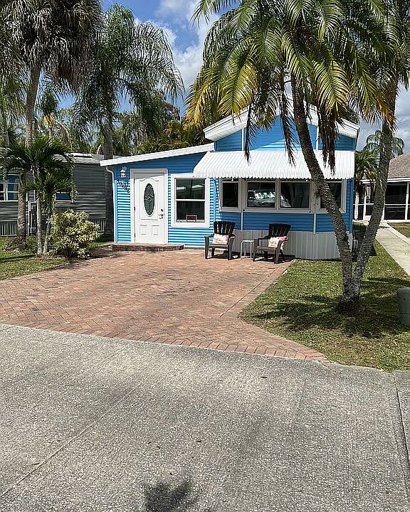 1st image of 10836 Little Heron Cir