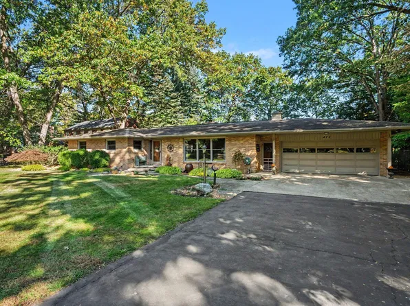 472 Lake Dr, Allegan, MI 49010