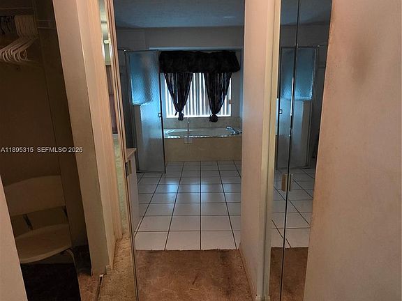5th image of 4802 Matanzas Ave