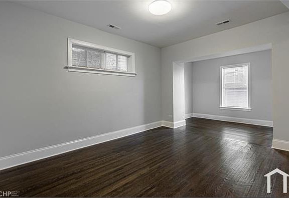 4th image of 6148 S Vernon Ave Floor 2