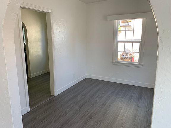 3rd image of 3454-3460 Gardenside Ln #34625