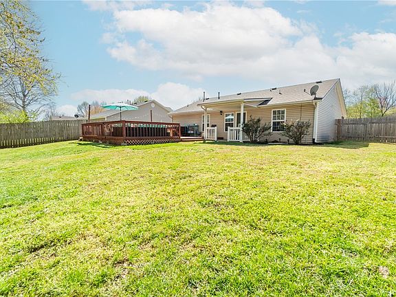 5th image of 1158 S Nelson Dr