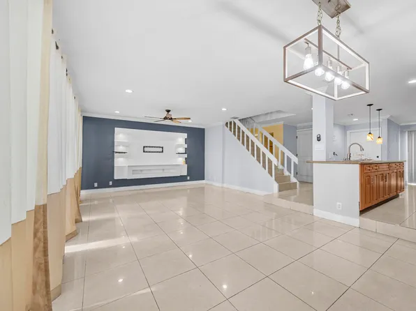 841 NW 82nd Avenue #2, Plantation, FL 33324