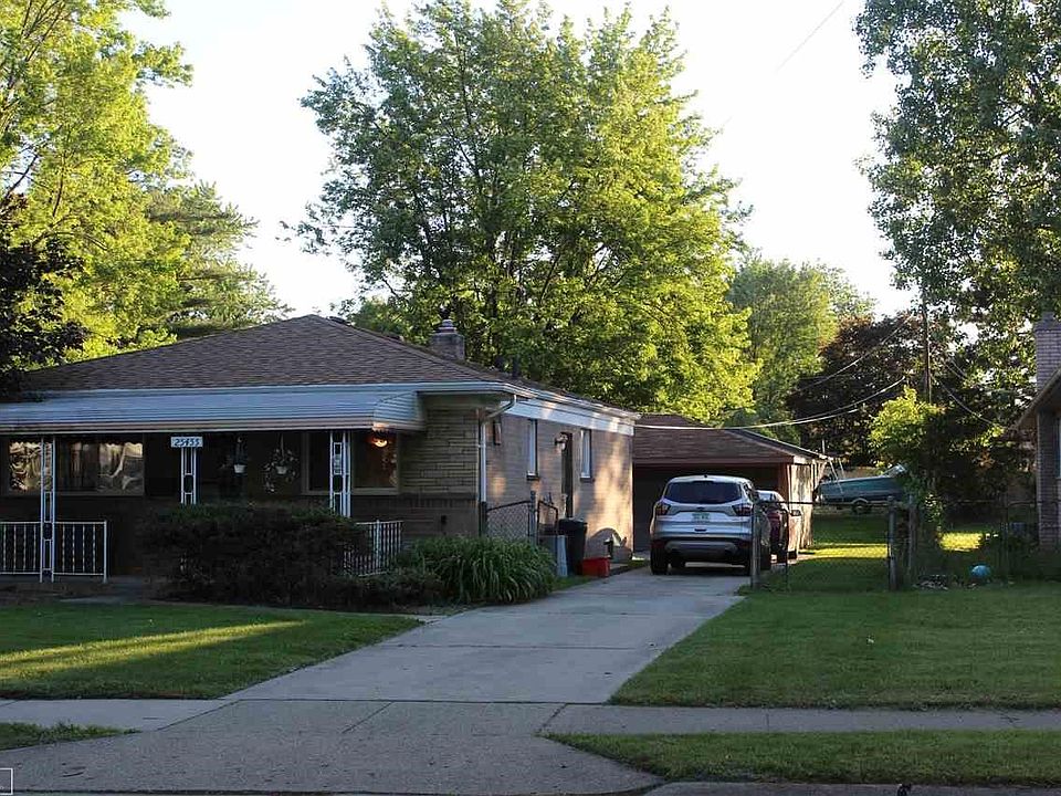 1st image of 25455 Eureka Dr