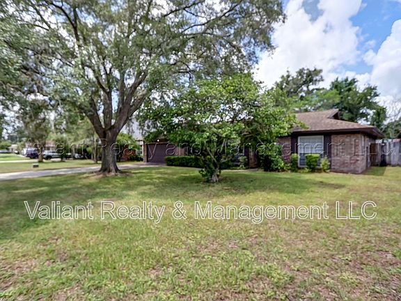 3rd image of 166 Vanderford Rd W