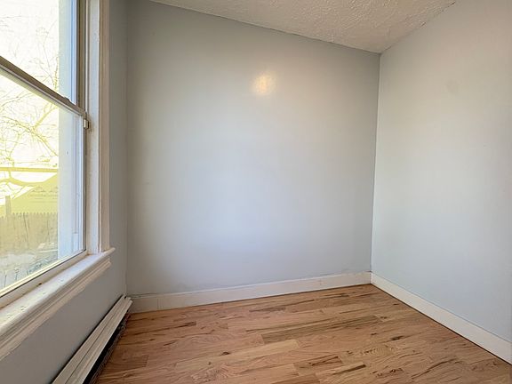 4th image of 92 Stegman St #1