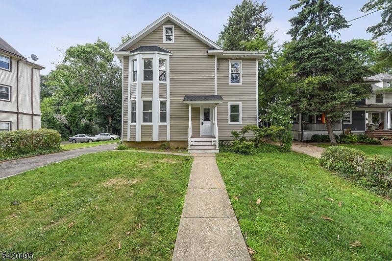 1st image of 67 Dunnell Rd