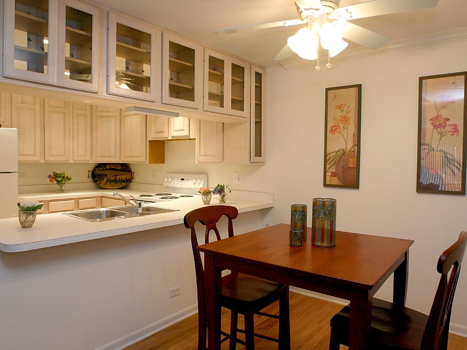 1st image of 2460 Emerald Ct APT 209