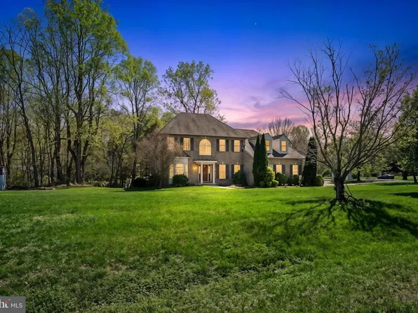 4900 Webfoot Ct, Waldorf, MD 20601