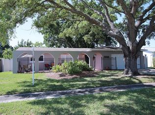 11226 111th Ave, Seminole, FL 33778