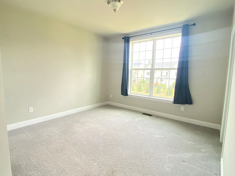 406 Gartrell Way — Photo 17