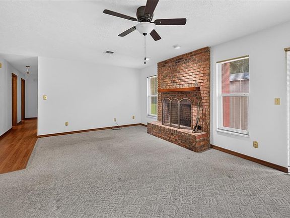 4th image of 3745 NE 18TH AVENUE