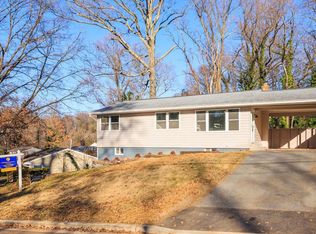 6 Roe Ln, Arnold, MD 21012
