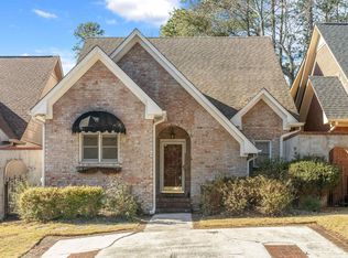 2013 Chardonnay Way, Vestavia Hills, AL 35216