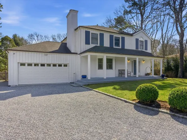 100 Wainscott Northwest Rd, Wainscott, NY 11975