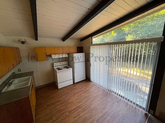 5th image of 5720 62nd St W APT 3