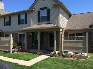 126 Commons Cir, Saline, MI 48176