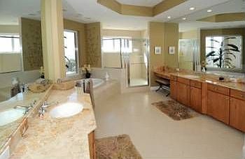3rd image of 4192 Bay Beach Ln #Penthouse 4