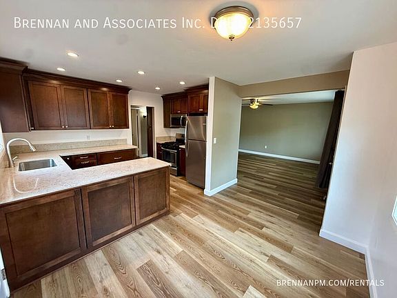 2nd image of 1569 Parrot St