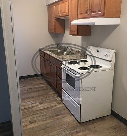 5th image of 725 N Cory St #E