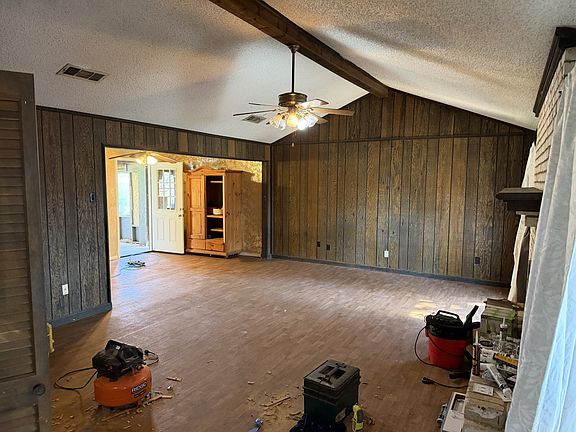 2nd image of 1716 Creek Ridge Ct