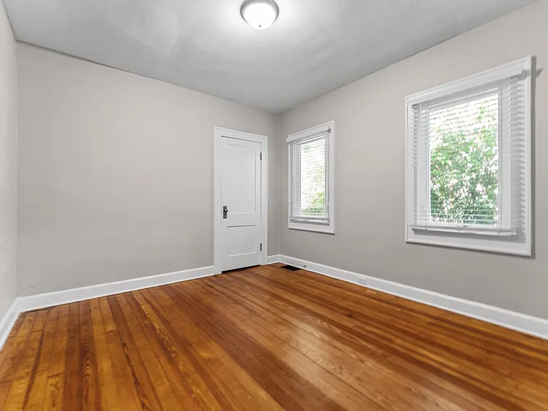 415 Bernard Ave — Photo 14