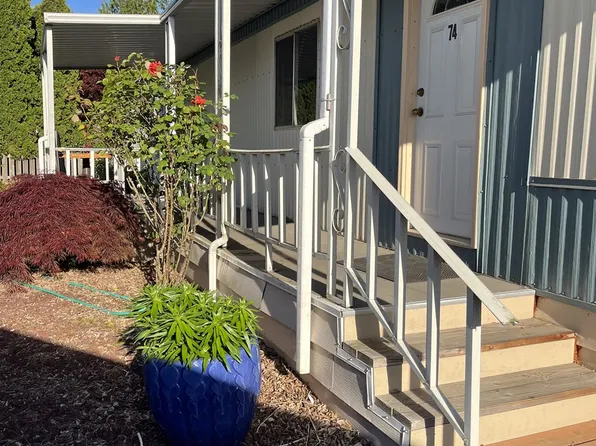 13640 SE Highway 212 Unit 74, Clackamas, OR 97015