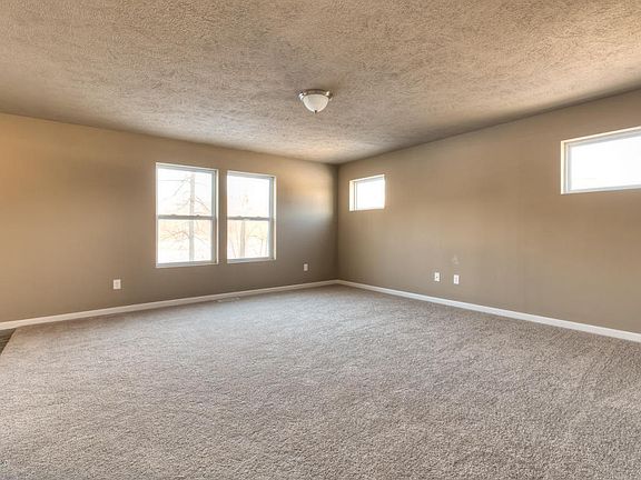 5th image of 179 Bluefield Dr